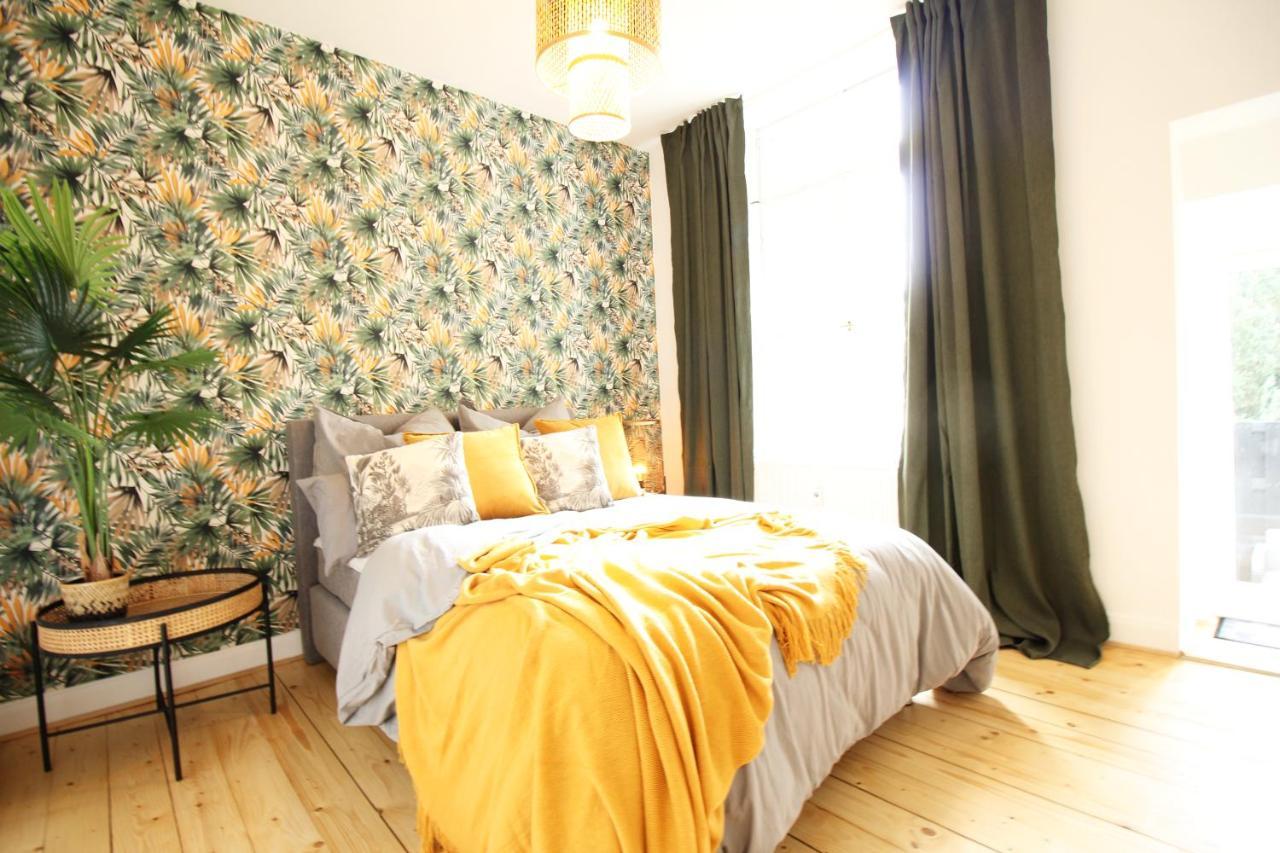 Secret Hideaways Tropical Feeling Mit 2 Schlafzimmer Nahe City L Messe L Flughafen L Hbf Duisburg Exterior foto